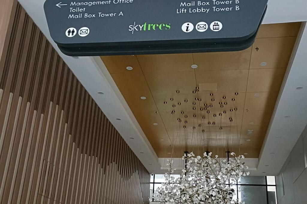 Sky Trees 4 Guests High Floor Smart Tv Garden View A1801 Apartment Johor Bahru Bagian luar foto