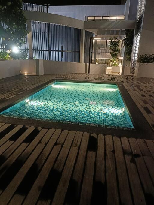 Sky Trees 4 Guests High Floor Smart Tv Garden View A1801 Apartment Johor Bahru Bagian luar foto