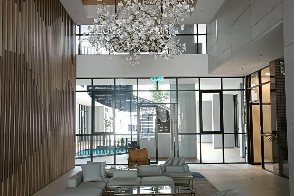 Sky Trees 4 Guests High Floor Smart Tv Garden View A1801 Apartment Johor Bahru Bagian luar foto